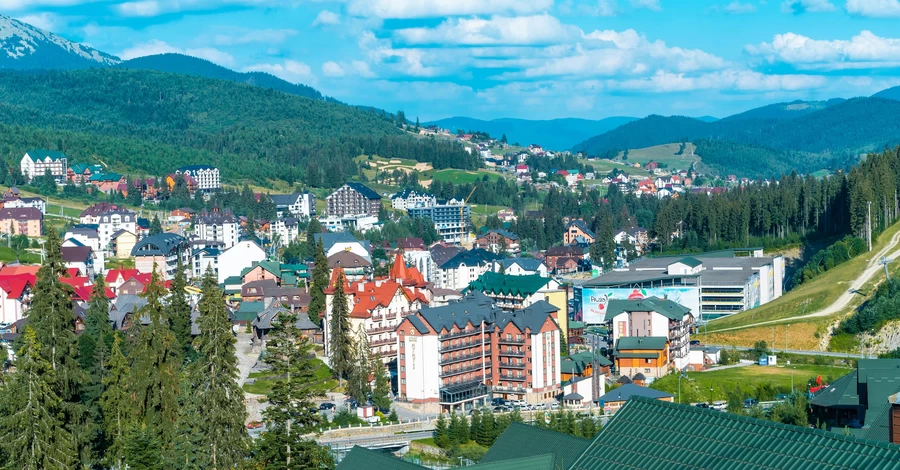 Отдых в Буковеле летом: тоже дорого, людно и с сюрпризами 