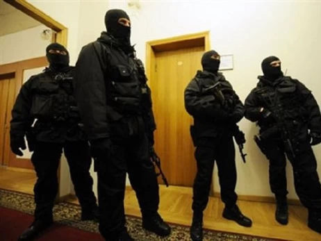 Силовики готують масові обшуки та вручення підозр депутатам УДАРу та ЄС, - Береза