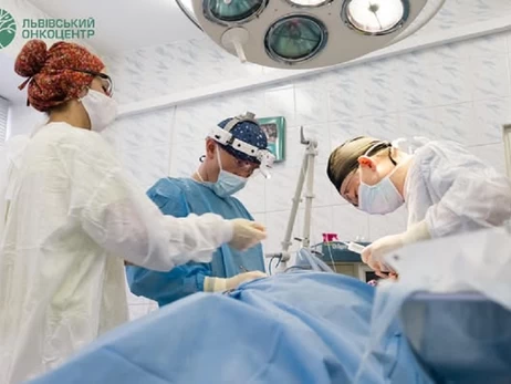 Во Львове врачи удалили опухоль 102-летнему пациенту