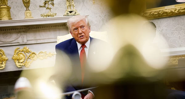 Встреча Трампа и Путина на Аляске: один не хотел ехать в ОАЭ, а другой - в Европу