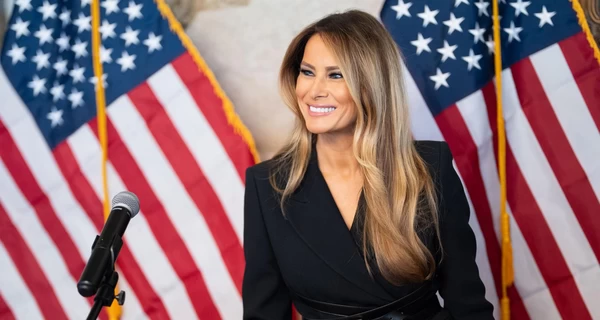 Мелания Трамп пригрозила сыну Байдена судом - заявил, что их с мужем познакомил Эпштейн