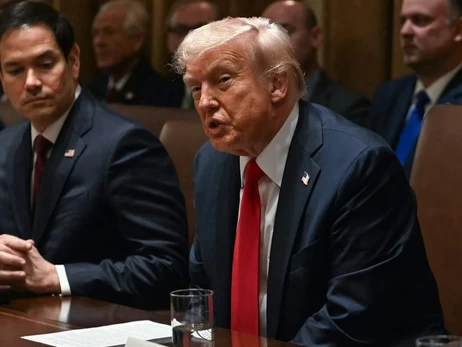 Трамп уверен, что Путин во время встречи на Аляске захочет заключить сделку