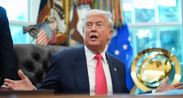 Вэнс и Келлог не полетят с Трампом на Аляску