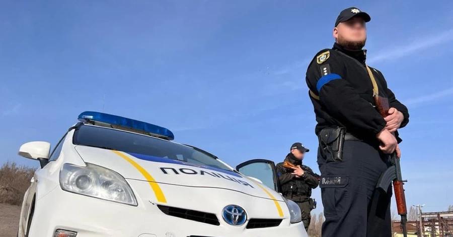 В Святогорске авто полицейских попало под обстрел - два правоохранителя погибли