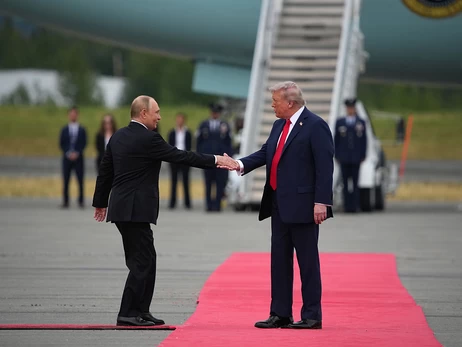 Путін і Трамп зустрілися в Анкориджі та поїхали на переговори в одній машині