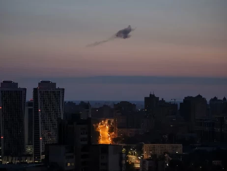 На фоне переговоров на Аляске россияне атаковали Украину 