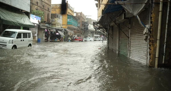 Жертвами наводнений в Индии и Пакистане стали более 280 человек, еще десятки - пропали без вести