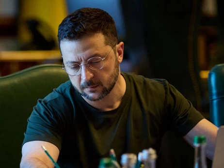 Зеленский едет в понедельник в Вашингтон, чтобы лично поговорить с Трампом