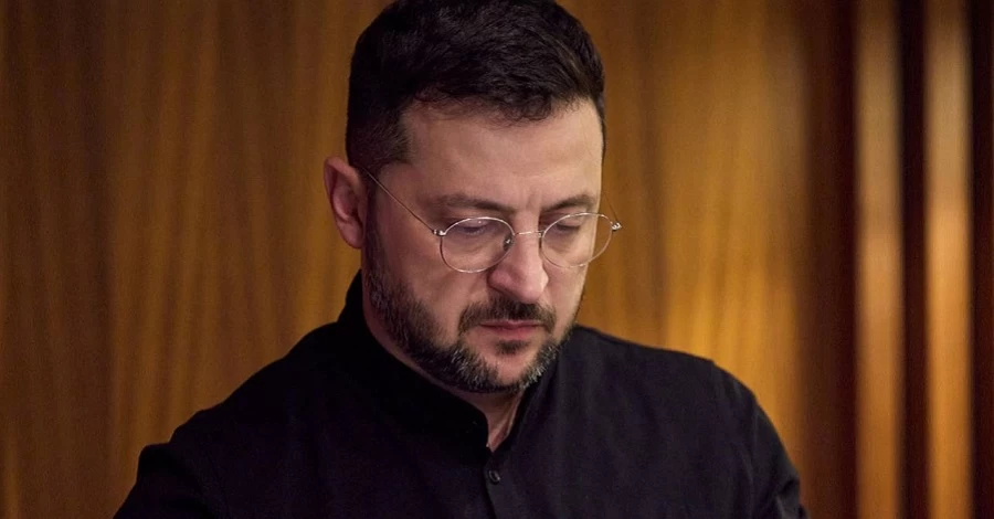 Зеленский уже в Вашингтоне, готовится к встрече с Трампом и лидерами ЕС