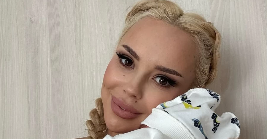 Співачка СолоХа втретє стала мамою