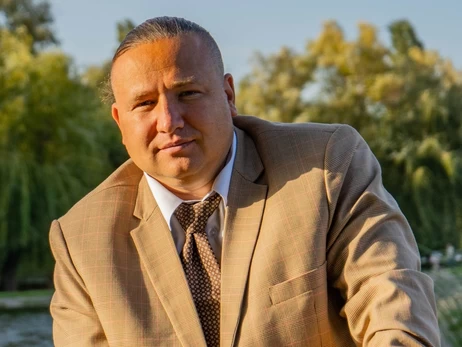 Українець з інвалідністю встановив світовий рекорд, перепливши Ла-Манш на спині