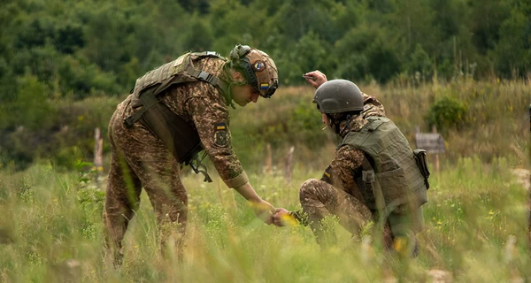 Иностранцы смогут служить офицерами в Нацгвардии, но только после проверок на полиграфе