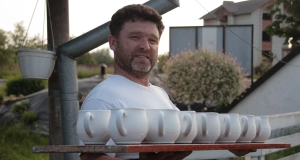 Шахтар, а зараз гончар зі Львівщини: Робота біля горна замінює силове і кардіотренування