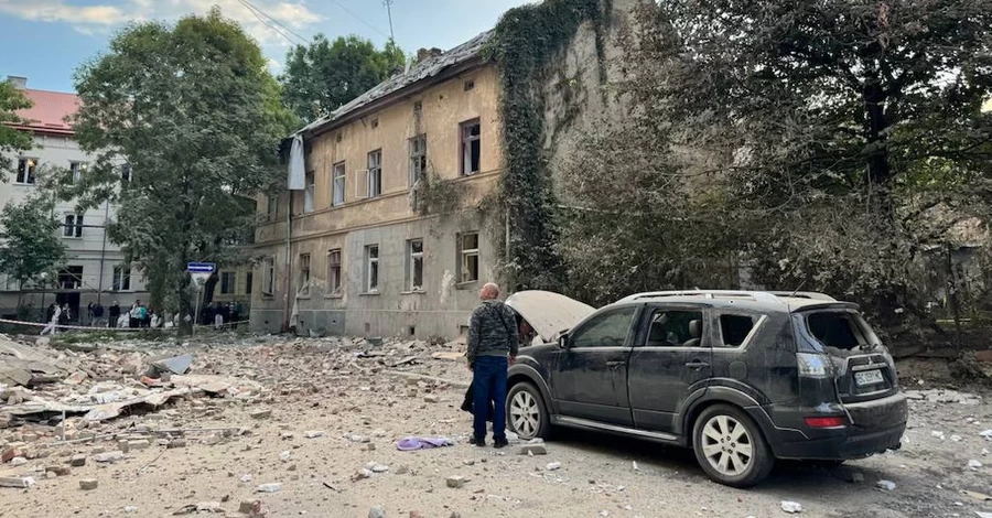Массированная ночная атака России: во Львове - один погибший, в Мукачево - 19 пострадавших