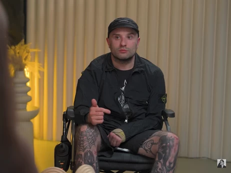 Віктор Розовий відреагував на хейт через подробиці особистого життя в інтерв'ю Раміні Есхакзай