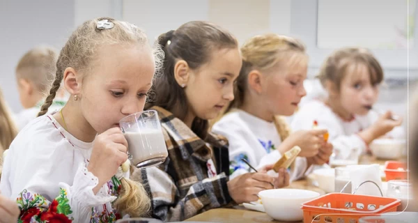 В девяти областях получать бесплатное питание будут все ученики школ 