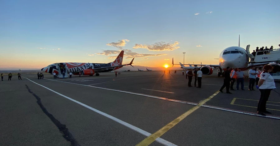 З грузино-російського кордону повернулися ще 65 українців