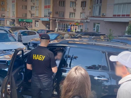 СБУ оприлюднила докази щодо посадовця НАБУ, який підозрюється у торгівлі з РФ 