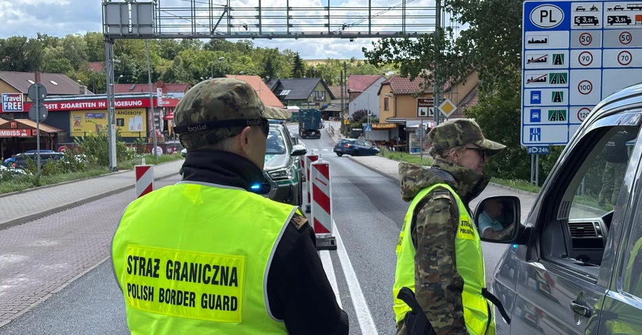 Сколько денег требуют предъявить при въезде в Польшу: новые разъяснения для украинцев