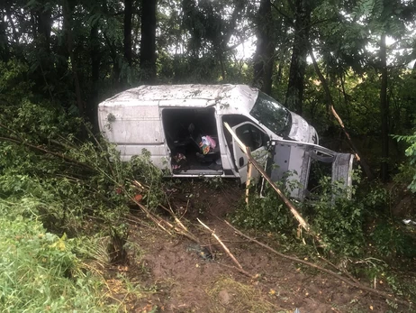 В масштабном ДТП на Житомирщине пострадали 9 человек, в том числе четверо детей 