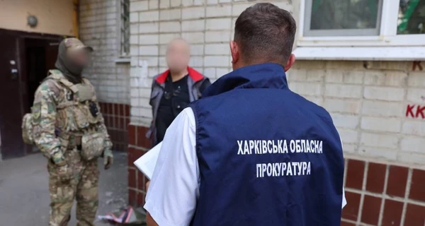 В Харькове преступная группа напала на 89-летнюю мать бойца