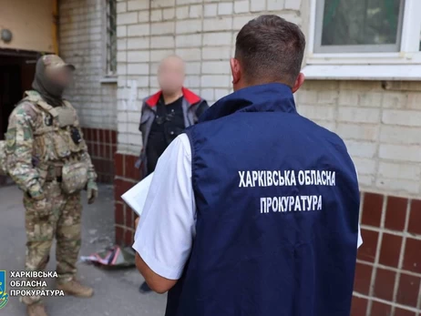 У Харкові злочинна група напала на 89-річну матір бійця