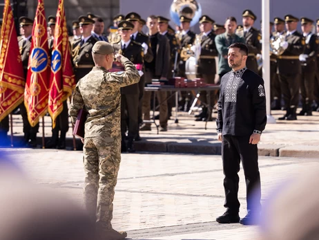 В Киеве началось празднование Дня независимости, на нем присутствуют Келлог и Карни. ОНЛАЙН