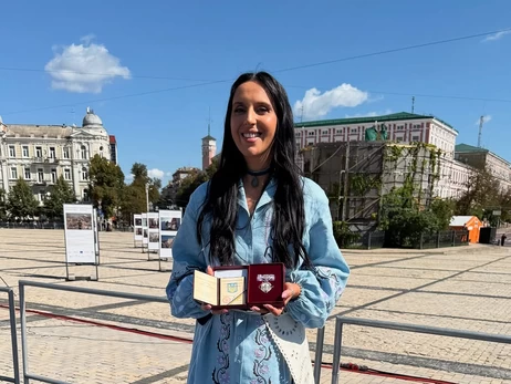 Владимир Зеленский наградил Джамалу орденом княгини Ольги III степени