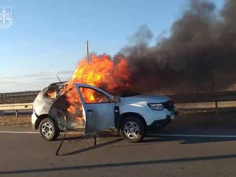 На Херсонщине россияне атаковали авто прокуратуры, есть пострадавшие 