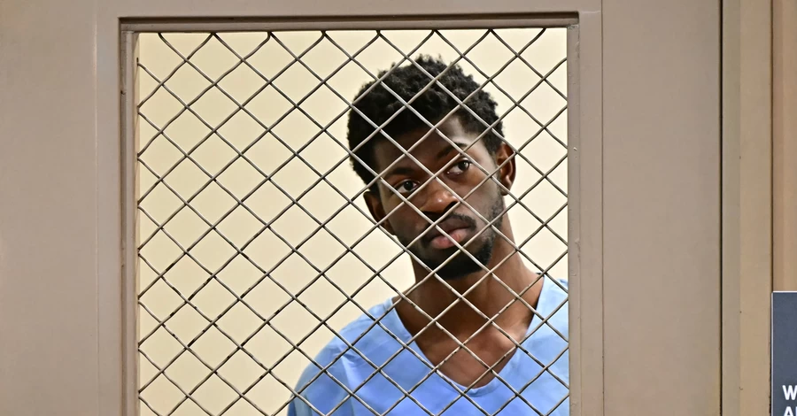 Lil Nas X предъявили обвинения в нападении на полицейского - ему грозит до пяти лет тюрьмы