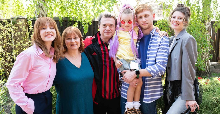 Нові серіали на ТБ: Рудинський – в «Агентстві», Біблів зі Ступкою – в «Сім’ї по неділях»