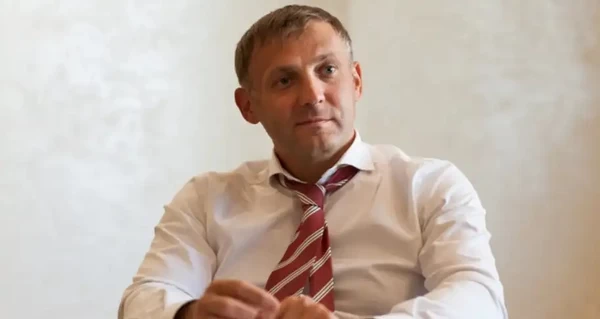 Тарас Загородний: скандальный бизнесмен Сергей Тищенко помогает россиянам обходить санкции