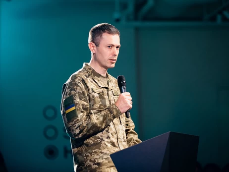 Для виїзду за кордон чоловікам до 22 років буде потрібен військово-обліковий документ