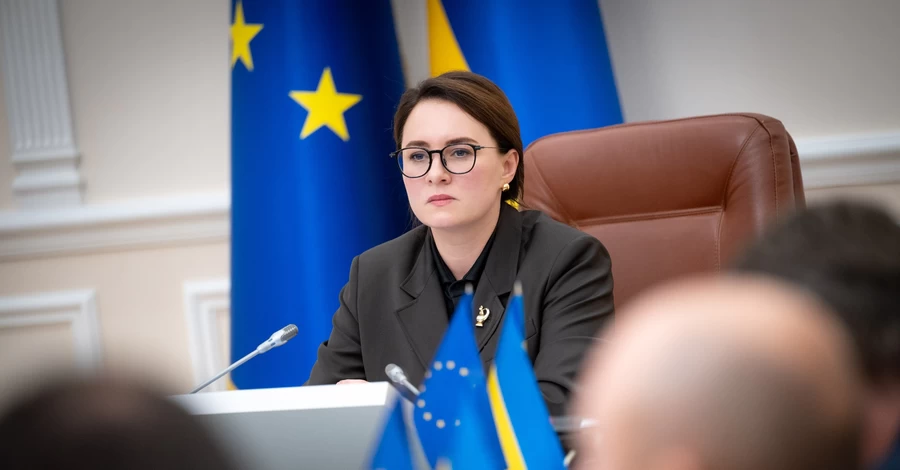 Кабмін дозволив частині жінок-депутатів місцевих рад виїжджати за кордон