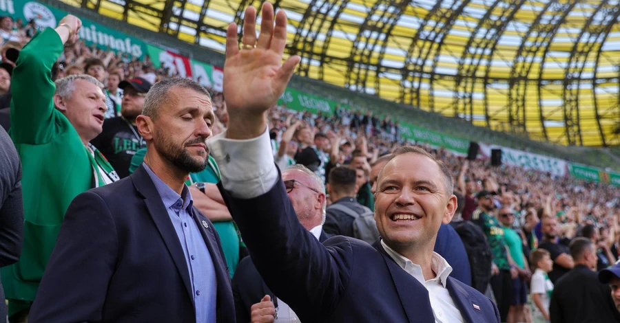 Политолог Евгений Магда: Вето Навроцкого на программу «800+» не одобрят и многие поляки