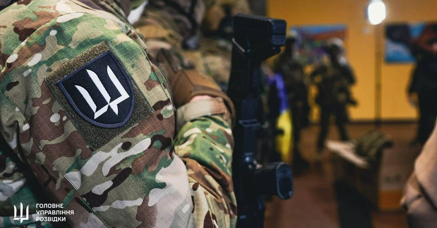 ГУР вразило в Азовському морі корабель, з якого росіяни запускають 