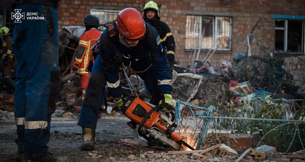 В Киеве из-за ночной атаки повреждены депо 