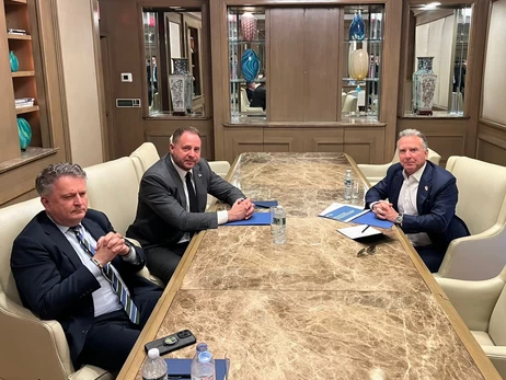 Ермак встретился с Уиткоффом в США - говорили о перемирии и военных преступлениях РФ 