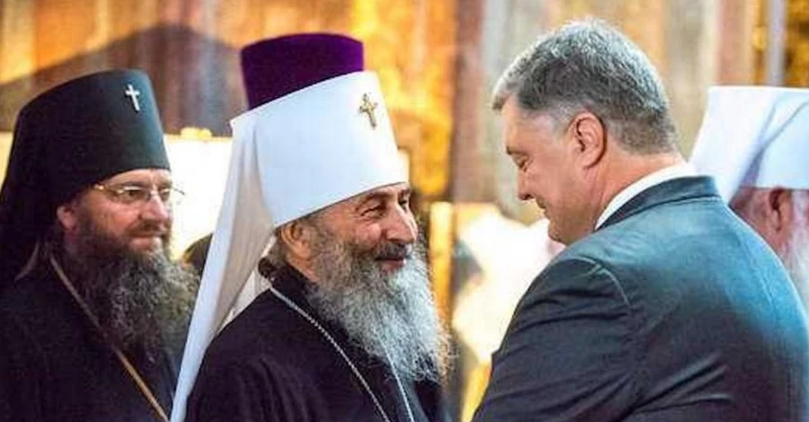 Эксперт вспомнил, как Порошенко призвал признать УПЦ МП «церковью агрессора», хотя сам годами был ее меценатом