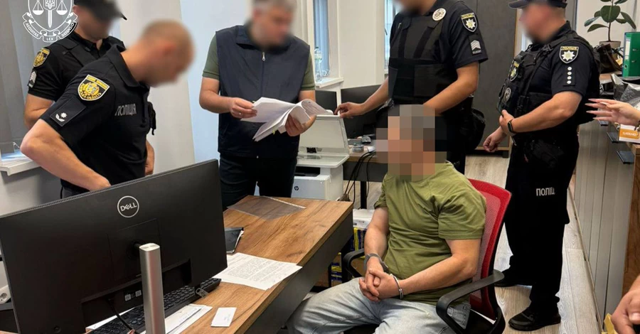 Підозрюваному у вбивстві Андрія Парубія 52 роки, він вже отримав підозру