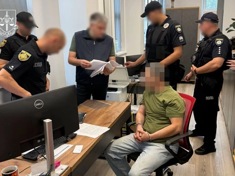 Подозреваемому в убийстве Андрея Парубия 52 года, он уже получил подозрение