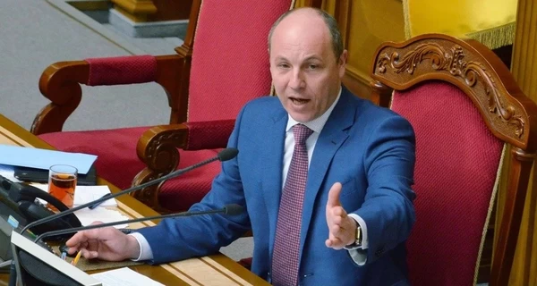 У Києві та Львові прощаються з убитим нардепом Андрієм Парубієм