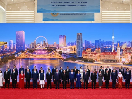 Владимир Фесенко: Саммит ШОС стал парадом китайских амбиций в мире