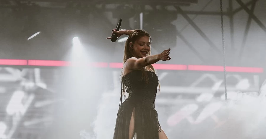 Тина Кароль ответила блогеру, который обвинил ее в 