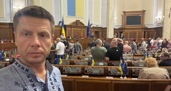 Рада успела открыть рекордную 14-ю сессию парламента, согласно Конституции