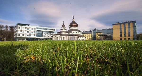 УКУ извинился за неудачную коммуникацию с дочерью Ворожбит и объяснил, что студенты должны 