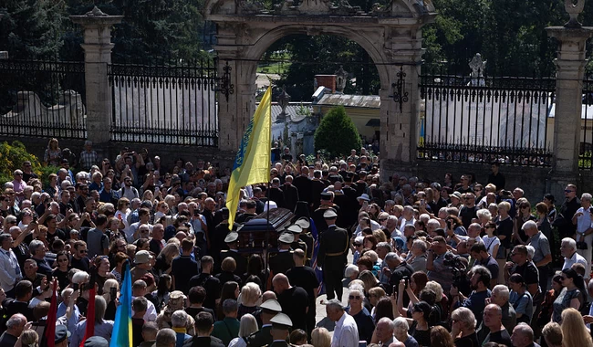 У Львові попрощалися із ексголовою Верховної Ради Андрієм Парубієм, якого вбили на днях
