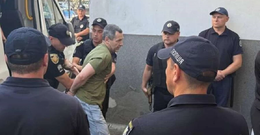 Підозрюваний у вбивстві Парубія хотів отримати гроші від російських спецслужб і втекти за кордон, - СБУ