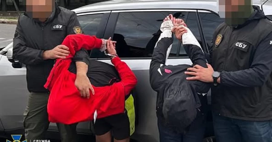 Во Львове задержали двух подростков, которые готовились взорвать авто военнослужащего