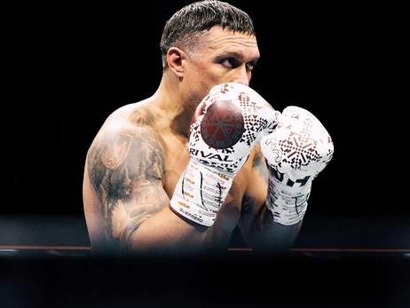 WBO дала Усику відстрочку обов'язкового захисту чемпіонських титулів